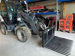 Giant Steinforke Pflasterstein 2500 Radlader 2700 Kubota 260